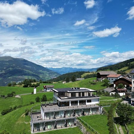 Albergo Gasthof Zur Krone Laion Bagian luar foto