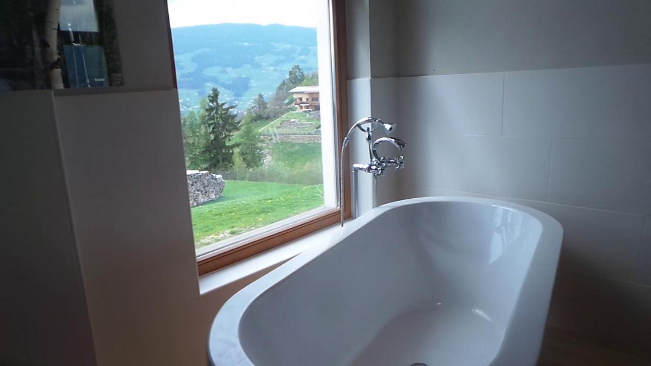 Albergo Gasthof Zur Krone Laion Bagian luar foto